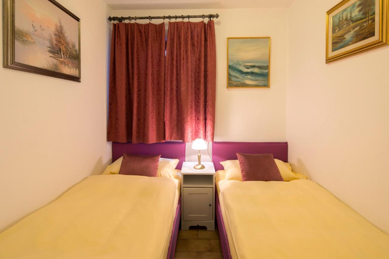 Hotel Al Fiume Tegna Екстериор снимка